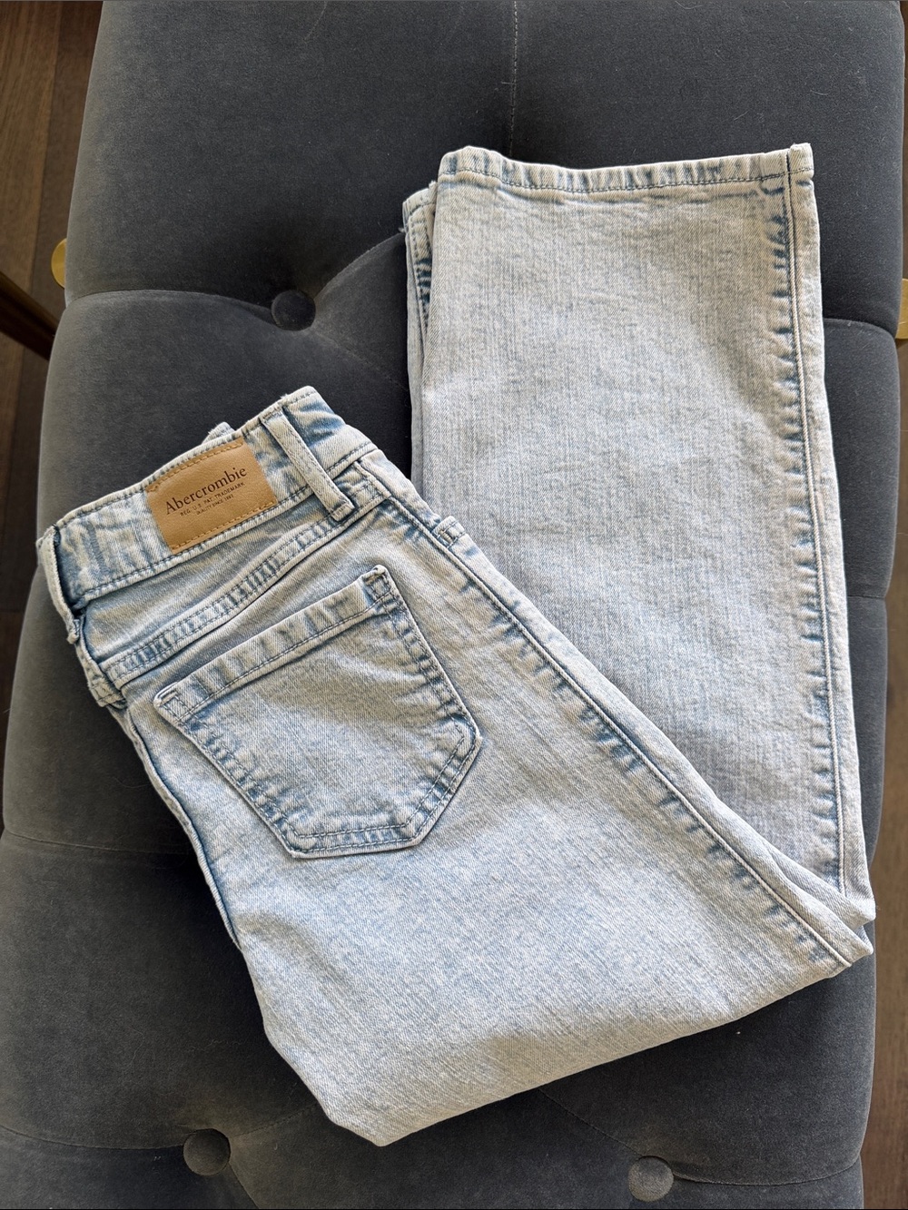 Abercrombie & Fitch Girls Jeans NWOT!